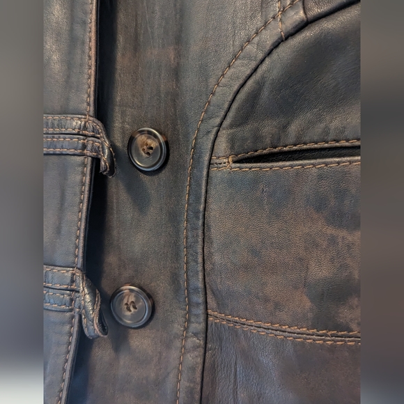 Danier Soft Distressed Leather Jacket - Picture 9 of 11